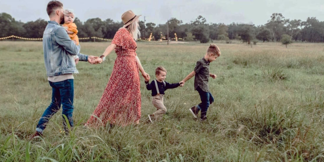 Fashion for All Ages: Timeless Style Tips for Women of Every Generation
