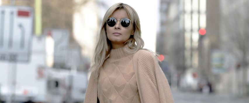 Street Style Chic: How to Incorporate Urban Fashion Trends into Your Wardrobe